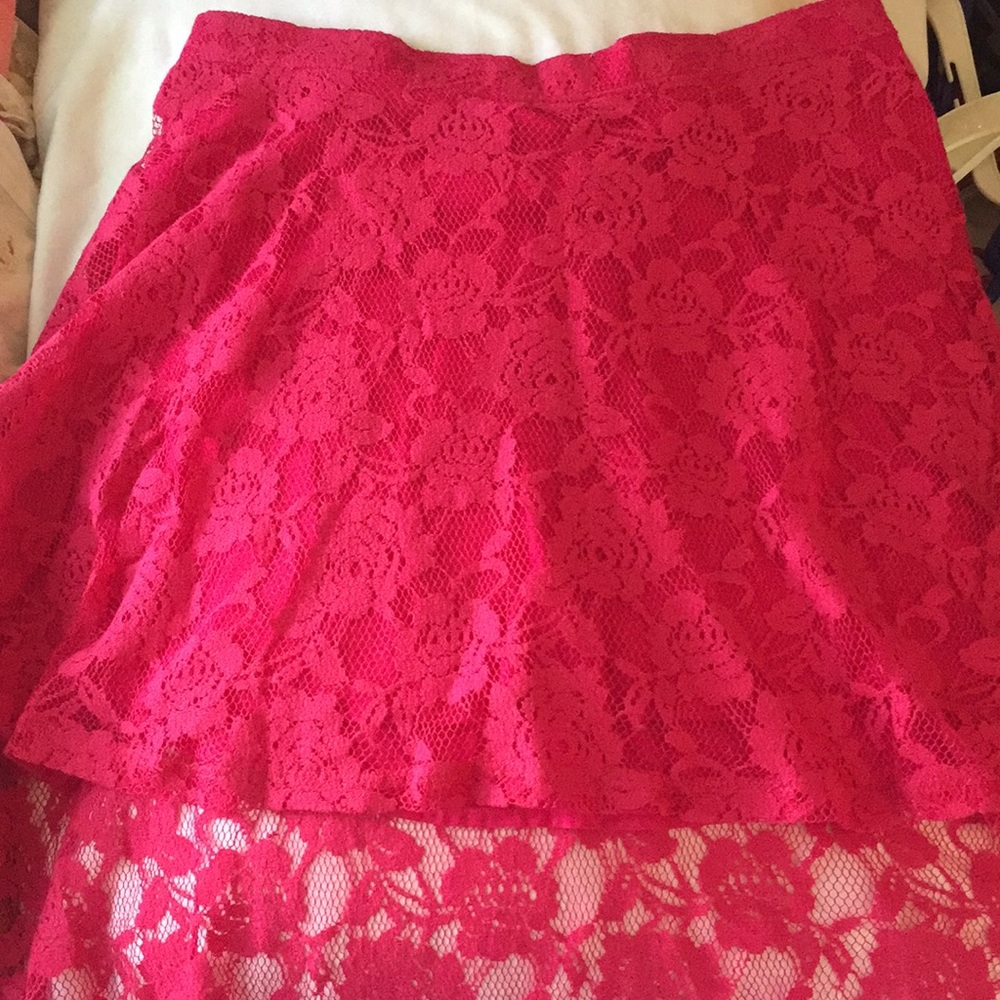 Lace skirt